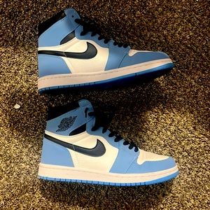 Air Jordan 1 retro University Blue